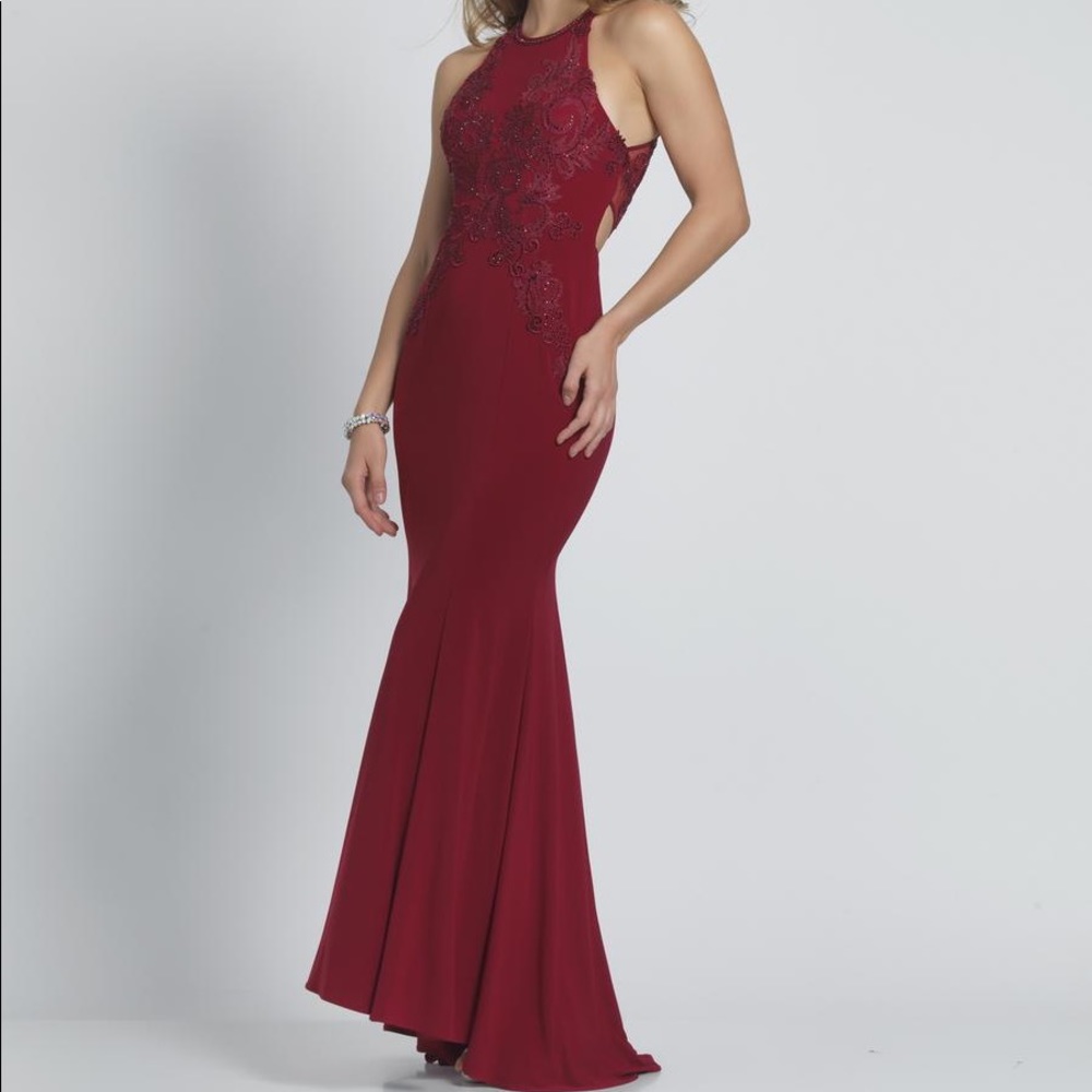 Burgundy Prom Dress Size 15/16